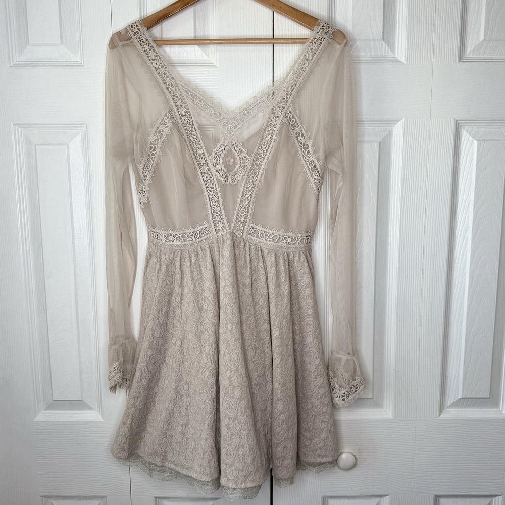 Free People V Is For Victorian Lace Mini Dress Cream Beige Boho Long Sleeve SZ 8